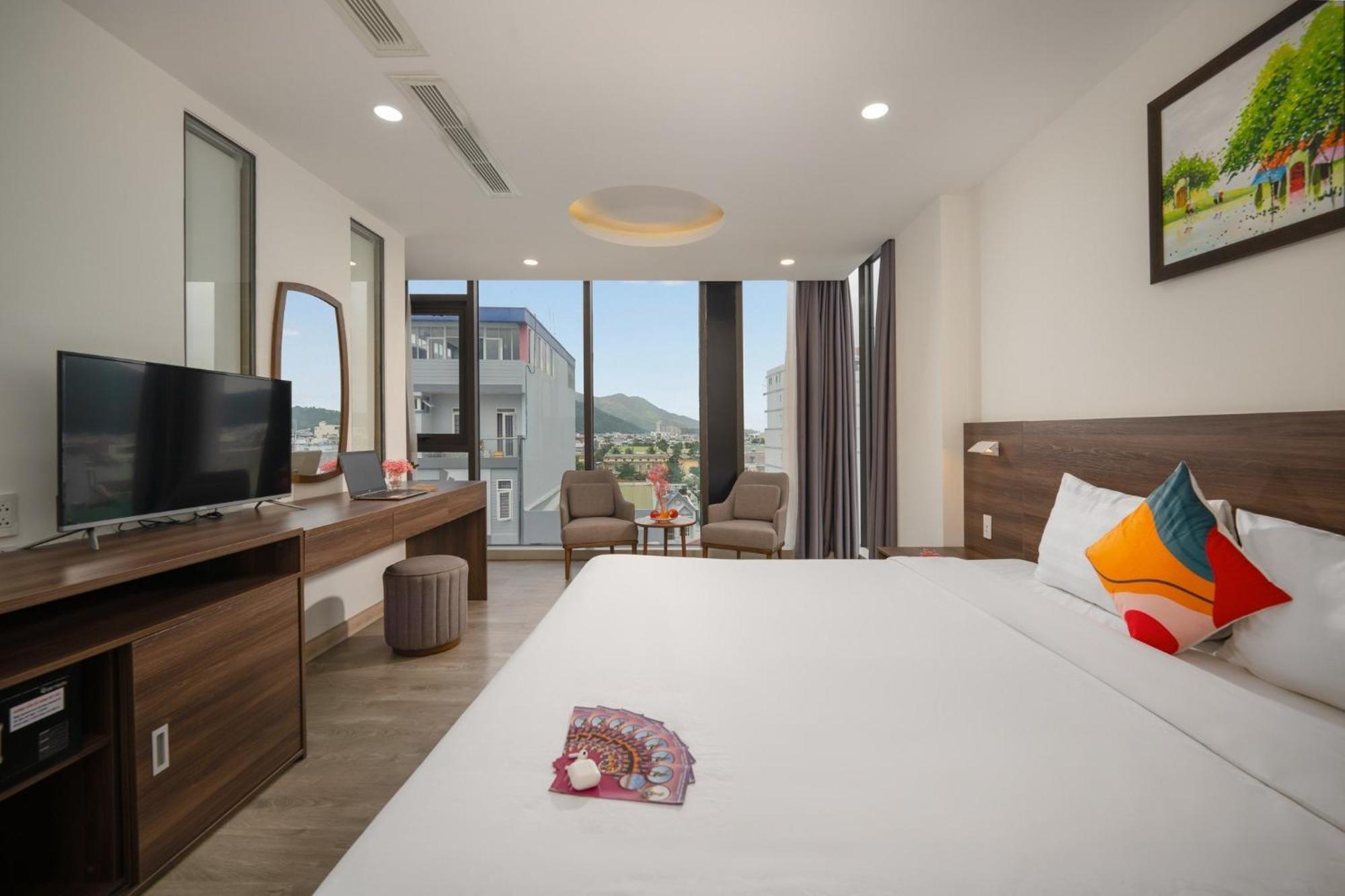 Mira Grand Hotel Quy Nhon Exterior foto